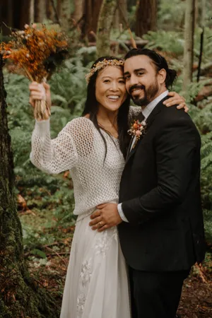 Theresa and Andrew wedding under tall trees