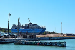 Boat on land, Robben Island